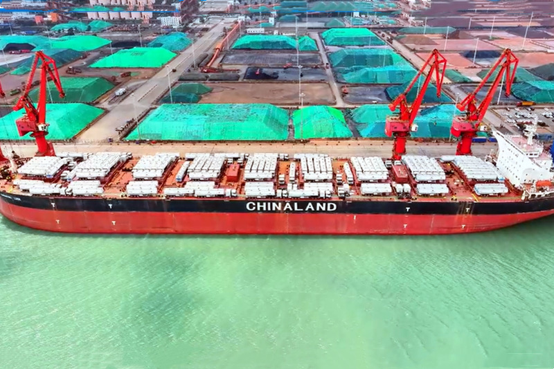 Heavy duty oil tank semi trailer