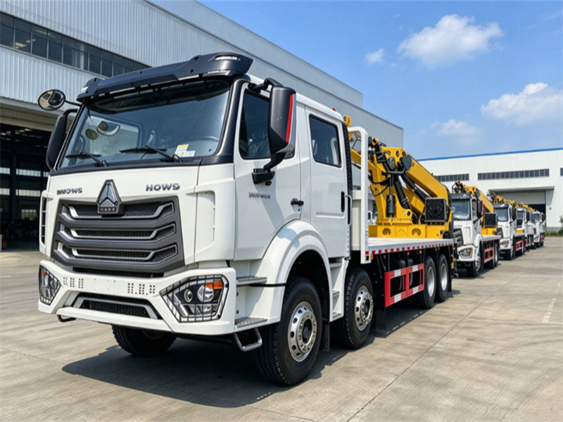 HOWO NX 6x4 flatbed crane truck